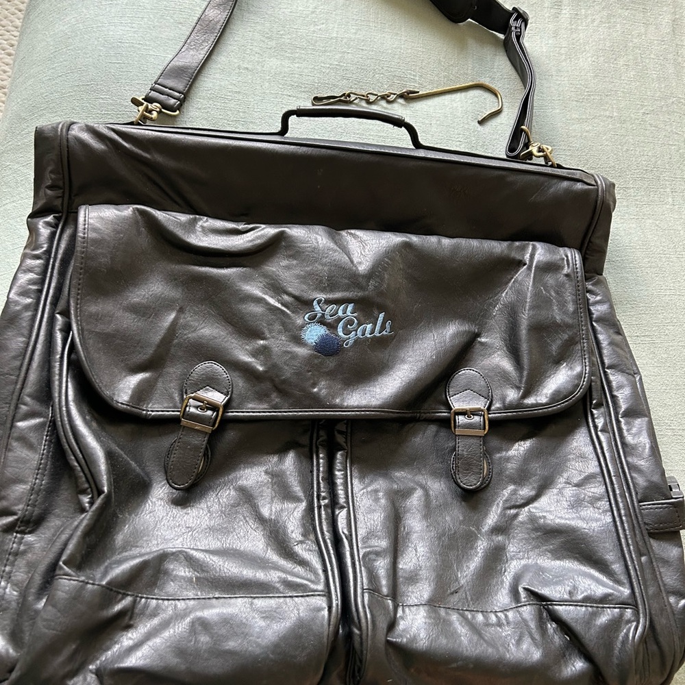 NFL Seahawks SeaGals 💚💙 Black Leather Travel Garment Bag with Front Flap